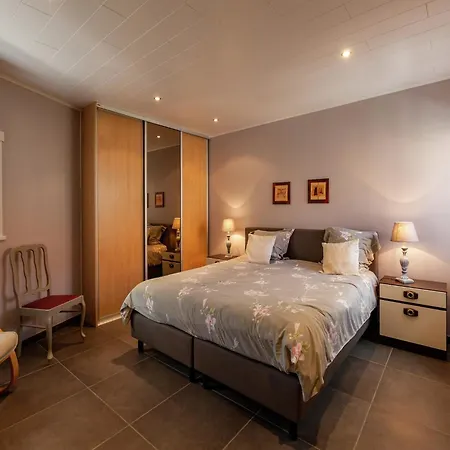 Cozy Cottage For 8 Guests, Cleaning Included * Le Bizet